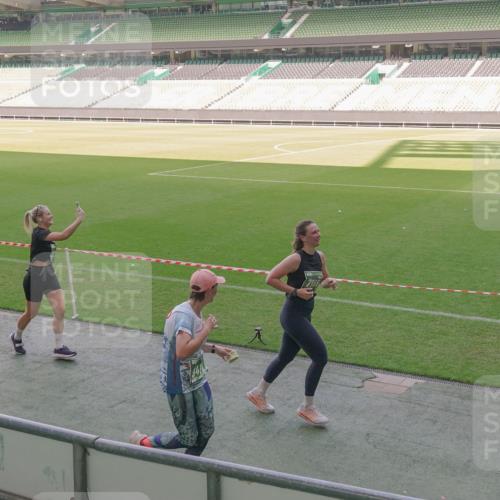 13.09.2026 - 21. swb-Marathon Bremen Michael Burmester http://msf.ph/oto/10341451 13.09.2026 13:23:17 Laufen im Stadion 128, 137, 160, 182, 211, 324, 343, 434, 533, 571, 609, 708, 721, 743, 892, 1157, 1178, 1259, 1273, 1331, 1417, 1597, 1598, 1657, 1669, 1691, 1746, 1788, 1883, 2213, 2252, 2286, 2290, 2433, 2445, 2465, 2475, 2495, 2503, 2504, 2526, 2619, 2632, 2660, 2685, 2711, 2768, 2936, 2964, 2968, 3252, 3282, 3288, 3289, 3292, 3347, 3351, 3364, 3395, 3423, 3447, 3505, 3530, 3559, 3682, 3727, 3770, 3784, 3819, 4020, 4054, 4231, 4406, 4407, 4431, 4466, 4467, 4584, 1506 meine-sportfotos.de