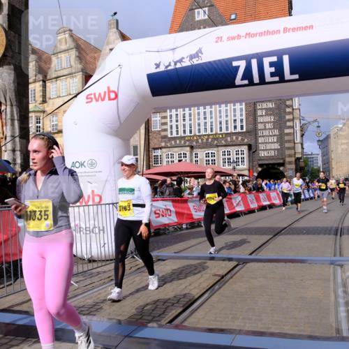 13.09.2026 - 21. swb-Marathon Bremen Tim E. http://msf.ph/oto/10341473 13.09.2026 11:11:11 Ziel 10148, 10163, 10461, 10462, 10527, 10547, 10653, 10792, 10841, 10911, 11043, 11047, 11237, 11327, 11335, 11465, 11483, 11513, 11691, 11756, 11846, 11993, 12401 meine-sportfotos.de