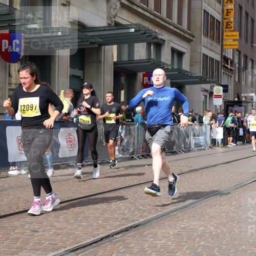 13.09.2026 - 21. swb-Marathon Bremen Strokosch-Dieckow http://msf.ph/oto/10341526 13.09.2026 11:07:39 Ziel 10139, 10404, 10493, 10660, 10661, 10674, 10767, 10830, 10859, 10871, 10937, 11037, 11044, 11378, 11404, 11515, 11659, 11831, 11833, 11958, 12024, 12031, 12066, 12097, 12160, 12248, 12307, 12384, 12389, 12511, 12512, 10138, 10205, 10279, 10280, 10363, 10364, 10488, 10501, 10505, 10580, 10595, 10695, 10748, 10907, 10935, 11037, 11123, 11223, 11417, 11643, 11767, 11865, 11899, 11917, 11924, 11934, 12020, 12167, 12168, 12173, 12194, 12210, 12266, 12277, 12307 meine-sportfotos.de