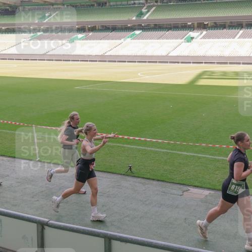 13.09.2026 - 21. swb-Marathon Bremen Michael Burmester http://msf.ph/oto/10341632 13.09.2026 13:23:47 Laufen im Stadion 137, 160, 182, 211, 324, 434, 533, 548, 571, 609, 708, 721, 739, 743, 752, 892, 1157, 1178, 1259, 1273, 1331, 1463, 1471, 1597, 1598, 1657, 1691, 1746, 1788, 1883, 1944, 2095, 2213, 2252, 2286, 2312, 2323, 2433, 2445, 2465, 2475, 2483, 2495, 2503, 2504, 2526, 2571, 2768, 2776, 2936, 2968, 3252, 3282, 3288, 3289, 3292, 3298, 3312, 3347, 3364, 3381, 3395, 3423, 3447, 3505, 3530, 3559, 3727, 3770, 3784, 3819, 4020, 4054, 4231, 4406, 4407, 4431, 4466, 4467, 4584 meine-sportfotos.de