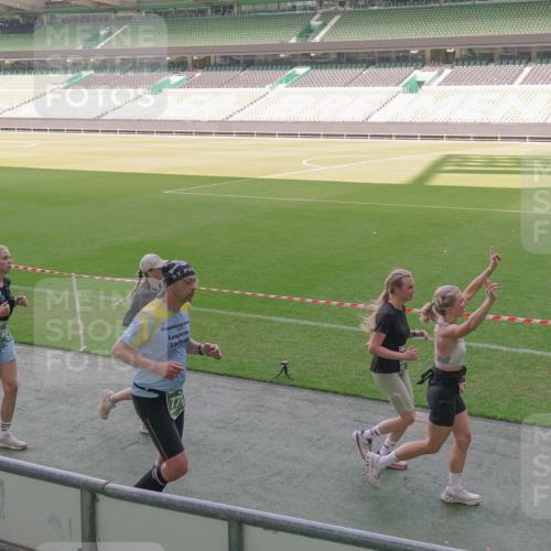 13.09.2026 - 21. swb-Marathon Bremen Michael Burmester http://msf.ph/oto/10341644 13.09.2026 13:23:47 Laufen im Stadion 137, 160, 182, 211, 324, 434, 533, 548, 571, 609, 708, 721, 739, 743, 752, 892, 1157, 1178, 1259, 1273, 1331, 1463, 1471, 1597, 1598, 1657, 1691, 1746, 1788, 1883, 1944, 2095, 2213, 2252, 2286, 2312, 2323, 2433, 2445, 2465, 2475, 2483, 2495, 2503, 2504, 2526, 2571, 2768, 2776, 2936, 2968, 3252, 3282, 3288, 3289, 3292, 3298, 3312, 3347, 3364, 3381, 3395, 3423, 3447, 3505, 3530, 3559, 3727, 3770, 3784, 3819, 4020, 4054, 4231, 4406, 4407, 4431, 4466, 4467, 4584 meine-sportfotos.de