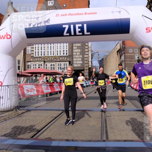 13.09.2026 - 21. swb-Marathon Bremen Tim E. http://msf.ph/oto/10341675 13.09.2026 11:11:19 Ziel 10148, 10163, 10313, 10527, 10547, 10644, 10653, 10792, 10841, 11043, 11062, 11141, 11237, 11335, 11483, 11679, 11691, 11756, 11993, 12401, 12507 meine-sportfotos.de