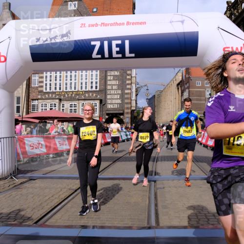 13.09.2026 - 21. swb-Marathon Bremen Tim E. http://msf.ph/oto/10341714 13.09.2026 11:11:19 Ziel 10148, 10163, 10313, 10527, 10547, 10644, 10653, 10792, 10841, 11043, 11062, 11141, 11237, 11335, 11483, 11679, 11691, 11756, 11993, 12401, 12507 meine-sportfotos.de