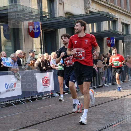 13.09.2026 - 21. swb-Marathon Bremen Strokosch-Dieckow http://msf.ph/oto/10341812 13.09.2026 13:28:01 Ziel 178, 210, 1239, 1380, 1460, 2047, 2977, 3114, 3294, 3334, 3597, 4250, 4506, 5250, 5360, 5683, 5889, 6182, 7926, 8429, 8483, 8570, 9064, 9167, 9168, 9543, 9549, 9738, 9881, 440, 488, 534, 762, 1343, 1456, 1932, 2686, 3135, 3480, 3576, 3970, 4106, 4133, 4265, 4496, 4593, 4744, 5462, 6067, 6468, 6522, 7042, 7138, 7358, 8188, 8351, 8656, 9067, 9145, 9494, 9727, 13069, 13198 meine-sportfotos.de