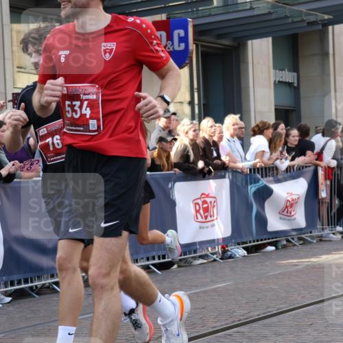 13.09.2026 - 21. swb-Marathon Bremen Strokosch-Dieckow http://msf.ph/oto/10341841 13.09.2026 13:28:01 Ziel 178, 210, 1239, 1380, 1460, 2047, 2977, 3114, 3294, 3334, 3597, 4250, 4506, 5250, 5360, 5683, 5889, 6182, 7926, 8429, 8483, 8570, 9064, 9167, 9168, 9543, 9549, 9738, 9881, 440, 488, 534, 762, 1343, 1456, 1932, 2686, 3135, 3480, 3576, 3970, 4106, 4133, 4265, 4496, 4593, 4744, 5462, 6067, 6468, 6522, 7042, 7138, 7358, 8188, 8351, 8656, 9067, 9145, 9494, 9727, 13069, 13198 meine-sportfotos.de