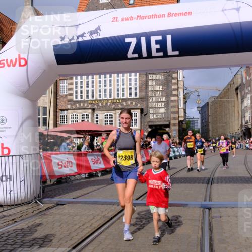 13.09.2026 - 21. swb-Marathon Bremen Tim E. http://msf.ph/oto/10341878 13.09.2026 11:11:29 Ziel 10313, 10419, 10527, 10611, 10644, 11062, 11141, 11231, 11458, 11483, 11679, 11691, 11745, 12148, 12396, 12401, 12507 meine-sportfotos.de