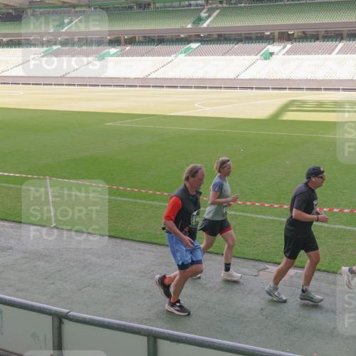 13.09.2026 - 21. swb-Marathon Bremen Michael Burmester http://msf.ph/oto/10341896 13.09.2026 13:24:32 Laufen im Stadion 137, 182, 213, 294, 324, 434, 505, 533, 548, 708, 721, 723, 739, 743, 752, 815, 818, 1273, 1331, 1463, 1471, 1491, 1504, 1515, 1561, 1597, 1598, 1830, 1944, 2059, 2095, 2211, 2252, 2267, 2271, 2286, 2312, 2323, 2354, 2445, 2465, 2483, 2495, 2497, 2503, 2506, 2554, 2571, 2644, 2752, 2768, 2776, 2833, 2896, 2936, 2968, 3005, 3142, 3211, 3259, 3282, 3288, 3289, 3292, 3298, 3306, 3312, 3329, 3364, 3381, 3390, 3395, 3423, 3447, 3559, 3727, 3770, 3819, 4466, 4467 meine-sportfotos.de