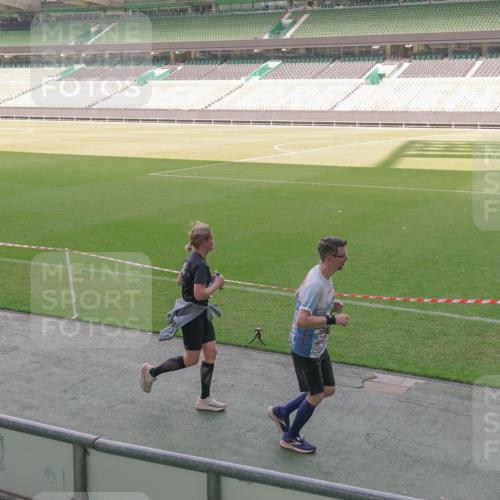 13.09.2026 - 21. swb-Marathon Bremen Michael Burmester http://msf.ph/oto/10341909 13.09.2026 13:24:34 Laufen im Stadion 137, 182, 213, 294, 324, 434, 505, 533, 548, 708, 721, 723, 739, 743, 752, 815, 818, 1273, 1463, 1471, 1491, 1504, 1515, 1561, 1597, 1598, 1830, 1944, 2059, 2095, 2211, 2252, 2267, 2271, 2286, 2312, 2323, 2354, 2445, 2465, 2483, 2495, 2497, 2503, 2506, 2554, 2571, 2644, 2752, 2768, 2776, 2833, 2896, 2936, 2968, 3005, 3142, 3211, 3259, 3282, 3288, 3289, 3292, 3298, 3306, 3312, 3329, 3364, 3381, 3390, 3395, 3423, 3447, 3727, 3770, 3819, 4466, 4467 meine-sportfotos.de