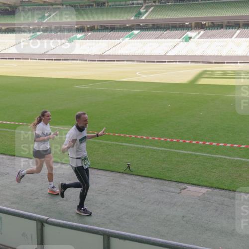 13.09.2026 - 21. swb-Marathon Bremen Michael Burmester http://msf.ph/oto/10341924 13.09.2026 13:24:41 Laufen im Stadion 137, 182, 213, 294, 324, 434, 505, 548, 721, 723, 739, 743, 752, 815, 818, 1273, 1410, 1463, 1471, 1491, 1504, 1515, 1561, 1597, 1598, 1830, 1944, 2059, 2095, 2211, 2252, 2267, 2271, 2286, 2312, 2323, 2354, 2445, 2465, 2483, 2495, 2497, 2503, 2506, 2554, 2571, 2591, 2644, 2752, 2768, 2776, 2833, 2878, 2896, 2936, 2968, 2981, 3005, 3142, 3211, 3259, 3282, 3288, 3289, 3292, 3298, 3306, 3312, 3329, 3364, 3381, 3390, 3395, 3423, 3447, 3770, 3819, 4466 meine-sportfotos.de