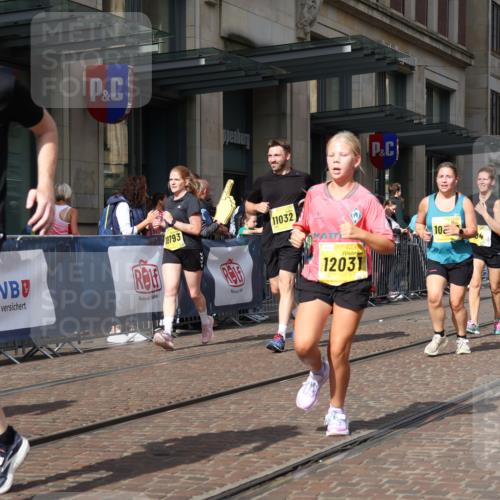 13.09.2026 - 21. swb-Marathon Bremen Strokosch-Dieckow http://msf.ph/oto/10341939 13.09.2026 11:07:58 Ziel 10135, 10188, 10404, 10493, 10767, 10793, 10851, 10859, 11032, 11124, 11263, 11404, 11509, 11560, 11561, 11659, 11831, 11958, 11968, 12073, 12160, 12164, 12248, 12315, 12325, 12384, 12389, 12410, 10139, 10580, 10595, 10660, 10661, 10674, 10830, 10871, 10935, 10937, 11037, 11044, 11223, 11378, 11404, 11515, 11643, 11833, 11924, 11934, 11958, 12024, 12031, 12066, 12097, 12194, 12307, 12511, 12512 meine-sportfotos.de
