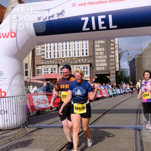 13.09.2026 - 21. swb-Marathon Bremen Tim E. http://msf.ph/oto/10341950 13.09.2026 11:11:33 Ziel 10313, 10419, 10611, 10644, 11036, 11062, 11141, 11216, 11231, 11458, 11679, 11745, 11870, 12126, 12148, 12396, 12464, 12507 meine-sportfotos.de