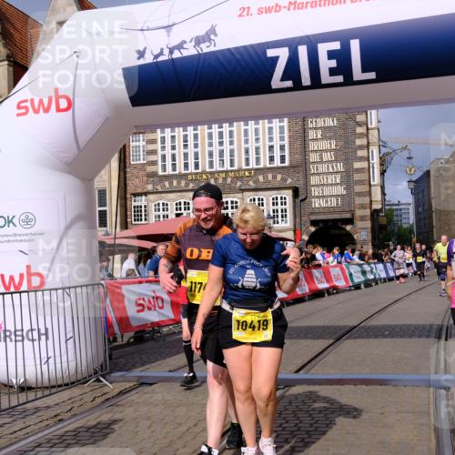 13.09.2026 - 21. swb-Marathon Bremen Tim E. http://msf.ph/oto/10341969 13.09.2026 11:11:33 Ziel 10313, 10419, 10611, 10644, 11036, 11062, 11141, 11216, 11231, 11458, 11679, 11745, 11870, 12126, 12148, 12396, 12464, 12507 meine-sportfotos.de