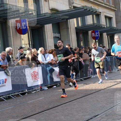 13.09.2026 - 21. swb-Marathon Bremen Strokosch-Dieckow http://msf.ph/oto/10342016 13.09.2026 13:28:06 Ziel 178, 210, 1239, 1380, 1460, 2047, 2764, 2977, 3028, 3114, 3294, 3334, 3597, 4250, 4506, 5250, 5360, 5683, 5889, 6182, 6914, 6957, 8429, 8483, 8570, 9064, 9543, 9549, 9738, 440, 488, 534, 762, 1343, 1456, 3135, 3480, 3576, 4106, 4133, 4265, 4744, 5360, 5462, 6468, 6522, 7042, 7138, 7926, 8188, 8351, 8656, 9067, 9145, 9167, 9168, 9494, 9543, 9881, 13069, 13198 meine-sportfotos.de