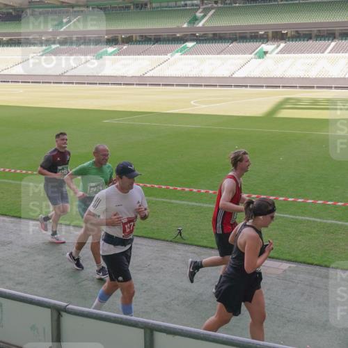 13.09.2026 - 21. swb-Marathon Bremen Michael Burmester http://msf.ph/oto/10342017 13.09.2026 13:24:52 Laufen im Stadion 137, 182, 213, 294, 324, 434, 505, 543, 548, 721, 723, 739, 743, 752, 815, 818, 966, 1273, 1410, 1443, 1459, 1463, 1471, 1491, 1504, 1515, 1561, 1597, 1598, 1830, 1944, 1953, 2058, 2059, 2095, 2211, 2252, 2267, 2271, 2286, 2308, 2312, 2323, 2354, 2445, 2465, 2483, 2495, 2497, 2503, 2506, 2554, 2571, 2591, 2644, 2752, 2762, 2768, 2776, 2833, 2878, 2896, 2936, 2968, 2981, 3005, 3142, 3211, 3259, 3282, 3288, 3289, 3292, 3298, 3306, 3312, 3329, 3364, 3381, 3390, 3395, 3770 meine-sportfotos.de
