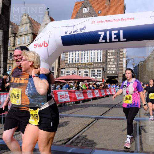 13.09.2026 - 21. swb-Marathon Bremen Tim E. http://msf.ph/oto/10342021 13.09.2026 11:11:35 Ziel 10313, 10419, 10611, 11036, 11062, 11141, 11216, 11231, 11458, 11679, 11745, 11870, 12126, 12148, 12396, 12464 meine-sportfotos.de