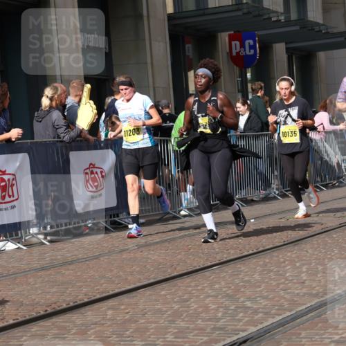 13.09.2026 - 21. swb-Marathon Bremen Strokosch-Dieckow http://msf.ph/oto/10342098 13.09.2026 11:08:02 Ziel 10135, 10188, 10767, 10793, 10851, 10859, 11032, 11124, 11263, 11509, 11560, 11561, 11888, 11968, 12073, 12164, 12315, 12325, 12384, 12410, 12516, 10139, 10404, 10493, 10595, 10660, 10661, 10674, 10767, 10830, 10871, 10937, 11037, 11044, 11378, 11404, 11515, 11659, 11831, 11833, 11958, 12024, 12031, 12066, 12097, 12160, 12248, 12307, 12389, 12511, 12512 meine-sportfotos.de
