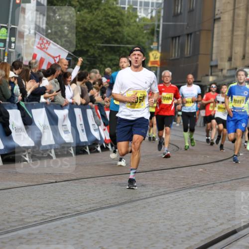 13.09.2026 - 21. swb-Marathon Bremen Strokosch-Dieckow http://msf.ph/oto/10342317 13.09.2026 10:51:25 Ziel 10200, 10471, 10515, 10808, 11087, 11339, 11503, 11537, 11625, 11626, 11801, 11973, 12004, 12133, 12303, 12351, 12407, 12552, 10334, 10544, 10763, 11145, 11787, 12329, 12424, 13631 meine-sportfotos.de