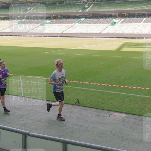 13.09.2026 - 21. swb-Marathon Bremen Michael Burmester http://msf.ph/oto/10342329 13.09.2026 13:25:33 Laufen im Stadion 202, 213, 294, 505, 530, 543, 548, 645, 723, 739, 752, 815, 818, 966, 1283, 1410, 1443, 1459, 1463, 1471, 1473, 1487, 1491, 1504, 1515, 1530, 1561, 1618, 1744, 1828, 1830, 1953, 2058, 2059, 2095, 2211, 2267, 2271, 2298, 2308, 2312, 2323, 2354, 2382, 2384, 2483, 2497, 2506, 2508, 2554, 2558, 2571, 2591, 2592, 2644, 2656, 2675, 2752, 2762, 2776, 2833, 2878, 2896, 2970, 2981, 3005, 3047, 3062, 3097, 3142, 3172, 3211, 3259, 3298, 3306, 3329, 3359, 3381, 3390, 3433, 3851 meine-sportfotos.de