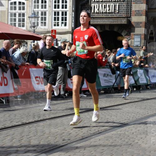 13.09.2026 - 21. swb-Marathon Bremen Strokosch-Dieckow http://msf.ph/oto/10342388 13.09.2026 13:27:06 Ziel 531, 2779, 3076, 3302, 3510, 3852, 3893, 4441, 4598, 4919, 5054, 5937, 5943, 6289, 6314, 6375, 6455, 6548, 6580, 7246, 7317, 8112, 8303, 9551, 13097, 242, 3273, 3385, 3496, 4121, 4558, 6071, 6288, 6776, 7849, 8219, 9159, 9343, 9760, 10112, 10113, 13147 meine-sportfotos.de