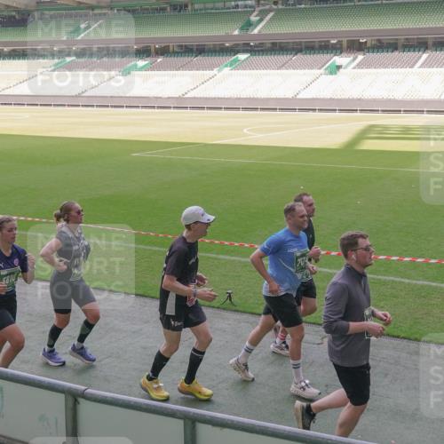 13.09.2026 - 21. swb-Marathon Bremen Michael Burmester http://msf.ph/oto/10342443 13.09.2026 13:25:47 Laufen im Stadion 202, 213, 294, 505, 530, 543, 645, 723, 815, 818, 966, 1077, 1283, 1410, 1443, 1459, 1463, 1473, 1487, 1491, 1504, 1515, 1530, 1561, 1618, 1744, 1828, 1830, 1953, 2058, 2059, 2095, 2211, 2267, 2271, 2298, 2308, 2312, 2323, 2354, 2382, 2384, 2497, 2506, 2508, 2554, 2558, 2576, 2591, 2592, 2644, 2656, 2675, 2752, 2762, 2817, 2833, 2878, 2896, 2965, 2970, 2981, 3005, 3047, 3062, 3097, 3142, 3172, 3211, 3259, 3298, 3306, 3329, 3359, 3381, 3390, 3433, 3629, 3851 meine-sportfotos.de