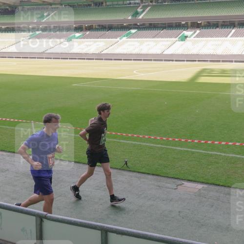 13.09.2026 - 21. swb-Marathon Bremen Michael Burmester http://msf.ph/oto/10342460 13.09.2026 13:25:49 Laufen im Stadion 202, 213, 294, 505, 530, 543, 645, 723, 815, 818, 833, 966, 1077, 1283, 1410, 1443, 1459, 1463, 1473, 1487, 1491, 1504, 1515, 1530, 1561, 1618, 1744, 1828, 1830, 1953, 2058, 2059, 2095, 2211, 2267, 2271, 2298, 2308, 2323, 2354, 2382, 2384, 2497, 2506, 2508, 2554, 2558, 2576, 2591, 2592, 2644, 2656, 2675, 2752, 2762, 2817, 2833, 2878, 2896, 2965, 2970, 2981, 3005, 3047, 3062, 3097, 3142, 3172, 3211, 3259, 3298, 3306, 3329, 3359, 3390, 3433, 3629, 3851 meine-sportfotos.de
