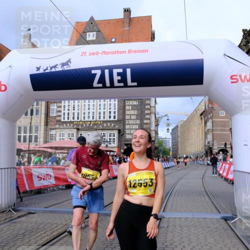 13.09.2026 - 21. swb-Marathon Bremen Tim E. http://msf.ph/oto/10342506 13.09.2026 11:11:56 Ziel 10155, 10510, 10511, 10546, 10552, 10616, 10977, 11239, 11289, 11533, 11702, 11927, 12082, 12220, 12286, 12311, 12336, 12508, 12553 meine-sportfotos.de