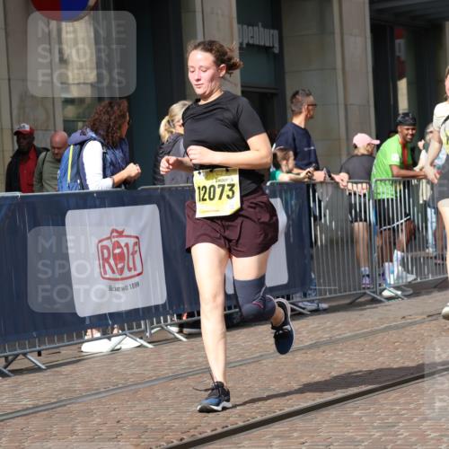 13.09.2026 - 21. swb-Marathon Bremen Strokosch-Dieckow http://msf.ph/oto/10342545 13.09.2026 11:08:17 Ziel 10229, 10399, 10609, 11065, 11124, 11358, 11421, 11560, 11561, 11678, 11710, 11718, 11834, 11888, 11968, 12073, 12162, 12164, 12315, 12410, 12516, 10135, 10139, 10188, 10404, 10493, 10767, 10793, 10851, 10859, 11032, 11044, 11263, 11378, 11404, 11509, 11659, 11831, 11833, 11958, 12031, 12066, 12160, 12248, 12315, 12325, 12384, 12389 meine-sportfotos.de
