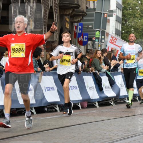 13.09.2026 - 21. swb-Marathon Bremen Strokosch-Dieckow http://msf.ph/oto/10342577 13.09.2026 10:51:32 Ziel 10381, 10471, 10515, 10808, 10887, 11339, 11503, 11537, 11801, 11973, 12051, 12133, 12552, 10162, 10281, 10348, 10467, 11273, 11542, 11733, 12329 meine-sportfotos.de