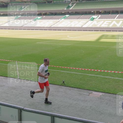 13.09.2026 - 21. swb-Marathon Bremen Michael Burmester http://msf.ph/oto/10342585 13.09.2026 13:26:04 Laufen im Stadion 202, 213, 294, 390, 505, 530, 543, 645, 815, 818, 833, 966, 1077, 1283, 1410, 1443, 1459, 1473, 1487, 1491, 1504, 1515, 1530, 1561, 1618, 1744, 1828, 1830, 1953, 2058, 2059, 2267, 2271, 2273, 2298, 2308, 2309, 2354, 2382, 2384, 2428, 2506, 2508, 2554, 2558, 2576, 2582, 2591, 2592, 2644, 2656, 2675, 2752, 2762, 2817, 2833, 2878, 2896, 2965, 2970, 2981, 3005, 3047, 3062, 3084, 3097, 3142, 3172, 3211, 3259, 3306, 3329, 3359, 3390, 3433, 3629, 3851 meine-sportfotos.de