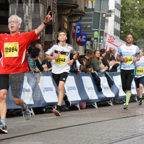 13.09.2026 - 21. swb-Marathon Bremen Strokosch-Dieckow http://msf.ph/oto/10342593 13.09.2026 10:51:32 Ziel 10381, 10471, 10515, 10808, 10887, 11339, 11503, 11537, 11801, 11973, 12051, 12133, 12552, 10162, 10281, 10348, 10467, 11273, 11542, 11733, 12329 meine-sportfotos.de