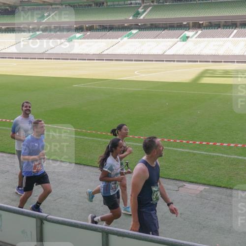 13.09.2026 - 21. swb-Marathon Bremen Michael Burmester http://msf.ph/oto/10342606 13.09.2026 13:26:08 Laufen im Stadion 202, 213, 294, 390, 505, 530, 543, 645, 815, 818, 833, 966, 1077, 1283, 1410, 1443, 1459, 1473, 1487, 1491, 1504, 1515, 1530, 1561, 1618, 1744, 1828, 1830, 1953, 2058, 2059, 2267, 2271, 2273, 2298, 2308, 2309, 2354, 2382, 2384, 2428, 2506, 2508, 2542, 2554, 2558, 2576, 2582, 2591, 2592, 2656, 2675, 2752, 2762, 2817, 2833, 2878, 2896, 2965, 2970, 2981, 3005, 3047, 3062, 3084, 3097, 3142, 3172, 3211, 3259, 3329, 3359, 3390, 3433, 3629, 3851 meine-sportfotos.de