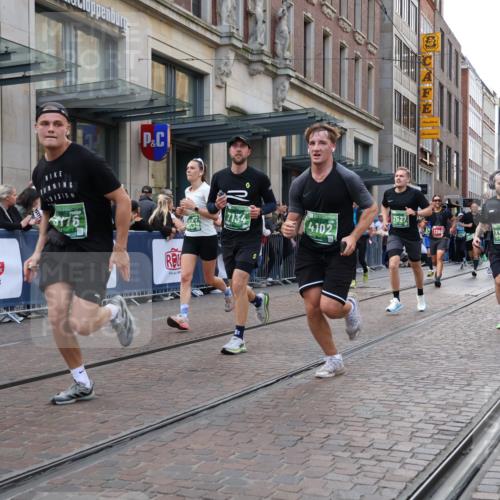 13.09.2026 - 21. swb-Marathon Bremen Strokosch-Dieckow http://msf.ph/oto/10342739 13.09.2026 13:28:31 Ziel 430, 613, 722, 725, 936, 1014, 1688, 1914, 2223, 2276, 2378, 2851, 2891, 3348, 3419, 3444, 3665, 3938, 4102, 4564, 5267, 5531, 5691, 5865, 6099, 6817, 6914, 6937, 6955, 6957, 7134, 7263, 7527, 8938, 8984, 8985, 9176, 9562, 13012, 13174, 178, 210, 1239, 1380, 1460, 2047, 2764, 2977, 3028, 3114, 3294, 3334, 3597, 4250, 4506, 5250, 5360, 5683, 5889, 6182, 6914, 6957, 8429, 8483, 8570, 9064, 9543, 9549, 9738 meine-sportfotos.de