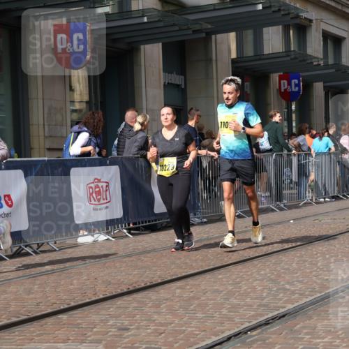 13.09.2026 - 21. swb-Marathon Bremen Strokosch-Dieckow http://msf.ph/oto/10342743 13.09.2026 11:08:22 Ziel 10229, 10399, 10469, 10609, 11065, 11358, 11421, 11434, 11560, 11561, 11678, 11710, 11718, 11834, 11888, 11968, 12162, 12256, 12353, 12410, 12516, 12517, 10135, 10188, 10404, 10493, 10767, 10793, 10851, 10859, 11032, 11124, 11263, 11404, 11509, 11560, 11561, 11659, 11831, 11833, 11958, 12073, 12160, 12164, 12248, 12315, 12325, 12384, 12389 meine-sportfotos.de