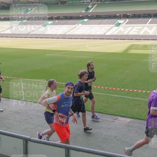 13.09.2026 - 21. swb-Marathon Bremen Michael Burmester http://msf.ph/oto/10342772 13.09.2026 13:26:30 Laufen im Stadion 186, 202, 364, 390, 530, 543, 645, 815, 818, 833, 966, 1077, 1283, 1410, 1412, 1443, 1459, 1473, 1487, 1504, 1530, 1561, 1618, 1700, 1744, 1828, 1830, 1953, 2058, 2059, 2271, 2273, 2298, 2308, 2309, 2354, 2382, 2384, 2388, 2404, 2428, 2506, 2507, 2508, 2542, 2558, 2576, 2582, 2591, 2592, 2656, 2675, 2748, 2752, 2762, 2817, 2875, 2878, 2896, 2923, 2965, 2970, 2981, 3005, 3045, 3047, 3050, 3062, 3084, 3097, 3142, 3172, 3184, 3259, 3329, 3359, 3390, 3433, 3540, 3629, 3756, 3851 meine-sportfotos.de