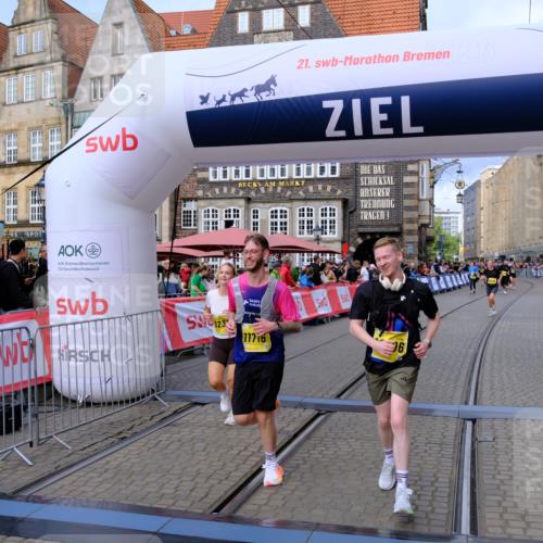 13.09.2026 - 21. swb-Marathon Bremen Tim E. http://msf.ph/oto/10342781 13.09.2026 11:12:41 Ziel 10213, 10406, 10414, 10909, 11052, 11633, 11716, 12327 meine-sportfotos.de