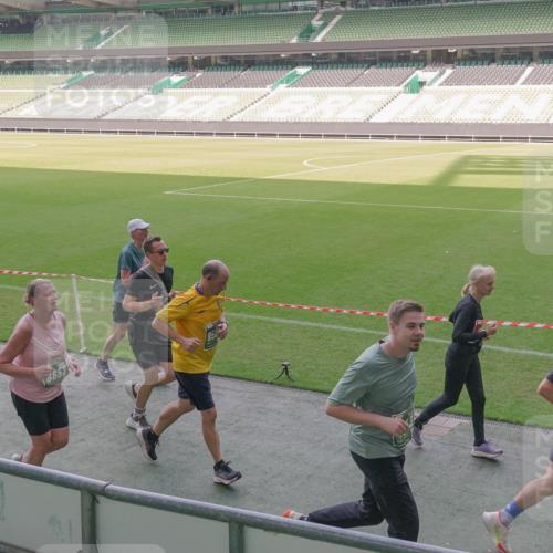 13.09.2026 - 21. swb-Marathon Bremen Michael Burmester http://msf.ph/oto/10342807 13.09.2026 13:26:35 Laufen im Stadion 186, 202, 364, 390, 530, 543, 645, 815, 818, 833, 966, 1077, 1283, 1410, 1412, 1443, 1459, 1473, 1487, 1504, 1530, 1561, 1608, 1618, 1700, 1744, 1828, 1953, 1961, 2058, 2059, 2273, 2298, 2308, 2309, 2354, 2382, 2384, 2388, 2404, 2428, 2507, 2508, 2542, 2558, 2576, 2582, 2591, 2592, 2656, 2675, 2725, 2748, 2752, 2762, 2817, 2875, 2878, 2896, 2923, 2965, 2970, 2981, 3045, 3047, 3050, 3062, 3073, 3084, 3097, 3142, 3172, 3184, 3259, 3329, 3359, 3433, 3540, 3592, 3629, 3756, 3851 meine-sportfotos.de