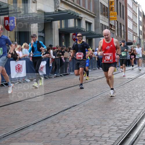 13.09.2026 - 21. swb-Marathon Bremen Strokosch-Dieckow http://msf.ph/oto/10342816 13.09.2026 13:28:33 Ziel 430, 565, 613, 687, 722, 725, 936, 1014, 1274, 1688, 1914, 2223, 2276, 2378, 2851, 2891, 3348, 3419, 3444, 3665, 3938, 4102, 4564, 5225, 5267, 5531, 5691, 5865, 6099, 6817, 6937, 6955, 7134, 7263, 7527, 8938, 8984, 8985, 9176, 9562, 13012, 13174, 178, 210, 613, 1239, 1380, 1460, 1914, 2047, 2764, 2977, 3028, 3114, 3294, 3334, 3597, 4250, 4506, 5250, 5683, 5889, 6182, 6914, 6957, 8429, 8483, 8570, 8938, 9064, 9549 meine-sportfotos.de