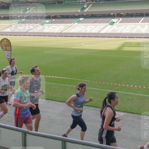 13.09.2026 - 21. swb-Marathon Bremen Michael Burmester http://msf.ph/oto/10342884 13.09.2026 13:26:47 Laufen im Stadion 186, 202, 357, 364, 390, 530, 543, 597, 645, 833, 966, 1077, 1283, 1410, 1412, 1443, 1459, 1473, 1487, 1530, 1608, 1618, 1700, 1744, 1769, 1828, 1953, 1961, 2058, 2273, 2298, 2308, 2309, 2382, 2384, 2388, 2404, 2428, 2507, 2508, 2542, 2558, 2576, 2582, 2591, 2592, 2656, 2675, 2725, 2748, 2762, 2817, 2875, 2878, 2923, 2965, 2970, 2981, 3045, 3047, 3050, 3062, 3073, 3084, 3097, 3172, 3184, 3219, 3359, 3433, 3540, 3592, 3629, 3756, 3851, 3907, 3978 meine-sportfotos.de