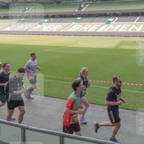 13.09.2026 - 21. swb-Marathon Bremen Michael Burmester http://msf.ph/oto/10343091 13.09.2026 13:27:10 Laufen im Stadion 186, 202, 357, 364, 390, 530, 597, 645, 726, 833, 888, 1077, 1283, 1412, 1473, 1487, 1530, 1608, 1618, 1700, 1744, 1769, 1828, 1958, 1961, 1984, 2236, 2273, 2309, 2382, 2384, 2388, 2404, 2428, 2502, 2507, 2508, 2542, 2558, 2576, 2582, 2592, 2656, 2675, 2725, 2748, 2817, 2875, 2876, 2923, 2965, 2970, 3045, 3047, 3050, 3062, 3073, 3084, 3097, 3172, 3184, 3219, 3359, 3433, 3540, 3592, 3629, 3756, 3851, 3885, 3907, 3978, 4457, 4660 meine-sportfotos.de