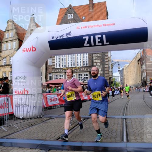 13.09.2026 - 21. swb-Marathon Bremen Tim E. http://msf.ph/oto/10343094 13.09.2026 11:13:17 Ziel 10483, 10804, 10893, 11357, 11606, 11627, 11671, 11832, 12050, 12060, 12393, 12418 meine-sportfotos.de