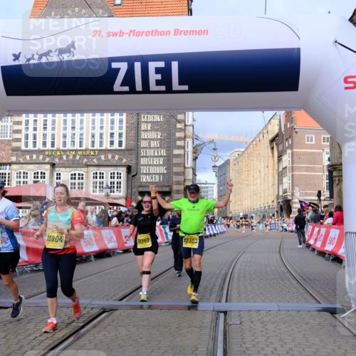 13.09.2026 - 21. swb-Marathon Bremen Tim E. http://msf.ph/oto/10343156 13.09.2026 11:13:22 Ziel 10804, 10893, 11048, 11357, 11606, 11627, 11671, 11832, 12050, 12060, 12393, 12418 meine-sportfotos.de