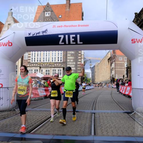 13.09.2026 - 21. swb-Marathon Bremen Tim E. http://msf.ph/oto/10343189 13.09.2026 11:13:23 Ziel 10804, 10893, 11048, 11357, 11606, 11627, 12050, 12060, 12393, 12418 meine-sportfotos.de
