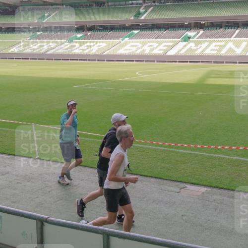 13.09.2026 - 21. swb-Marathon Bremen Michael Burmester http://msf.ph/oto/10343202 13.09.2026 13:27:25 Laufen im Stadion 111, 186, 202, 357, 364, 390, 478, 597, 726, 829, 833, 888, 925, 1077, 1220, 1412, 1473, 1496, 1530, 1608, 1618, 1700, 1769, 1958, 1961, 1984, 2236, 2273, 2309, 2384, 2388, 2404, 2428, 2502, 2507, 2508, 2542, 2558, 2576, 2582, 2592, 2656, 2675, 2725, 2748, 2817, 2875, 2876, 2923, 2965, 2970, 3045, 3047, 3050, 3073, 3084, 3184, 3219, 3359, 3433, 3540, 3592, 3629, 3756, 3851, 3885, 3907, 3978, 4457, 4660 meine-sportfotos.de