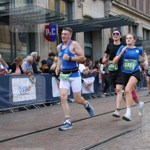 13.09.2026 - 21. swb-Marathon Bremen Strokosch-Dieckow http://msf.ph/oto/10343225 13.09.2026 13:28:43 Ziel 394, 430, 565, 687, 722, 725, 745, 936, 1014, 1274, 1688, 2070, 2223, 2276, 2378, 2851, 3419, 3444, 3665, 3938, 4590, 5225, 5267, 5531, 5691, 5865, 6099, 6817, 6937, 6955, 7134, 7361, 8984, 8985, 9562, 9661, 13174, 613, 1239, 1380, 1914, 2276, 2764, 2891, 3028, 3294, 3348, 3444, 4102, 4250, 4564, 5683, 6914, 6957, 7263, 7527, 8429, 8483, 8570, 8938, 9064, 9176, 9549, 13012 meine-sportfotos.de