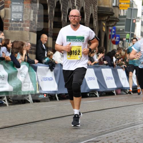 13.09.2026 - 21. swb-Marathon Bremen Strokosch-Dieckow http://msf.ph/oto/10343229 13.09.2026 10:51:53 Ziel 10334, 10348, 10467, 10544, 10763, 10825, 10862, 10984, 11145, 11273, 11787, 12329, 12424, 12548, 13631, 10218, 10588, 11277, 11285, 11376, 11487, 11555, 11869, 11877, 12349 meine-sportfotos.de