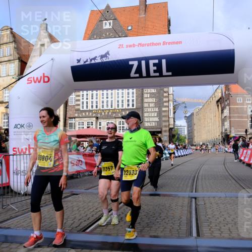 13.09.2026 - 21. swb-Marathon Bremen Tim E. http://msf.ph/oto/10343232 13.09.2026 11:13:24 Ziel 10804, 10893, 11048, 11357, 11606, 11627, 12050, 12060, 12393, 12418 meine-sportfotos.de