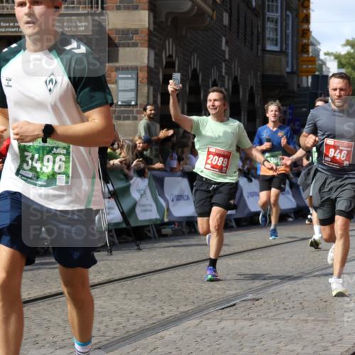 13.09.2026 - 21. swb-Marathon Bremen Strokosch-Dieckow http://msf.ph/oto/10343252 13.09.2026 13:27:22 Ziel 531, 946, 1493, 1494, 2089, 2454, 3076, 3302, 3510, 3527, 4121, 4327, 4397, 4563, 5689, 5943, 6455, 6776, 7027, 7072, 7246, 7317, 7849, 8303, 9150, 9511, 9854, 9878, 323, 593, 857, 940, 1006, 1373, 1574, 2345, 2668, 3460, 3521, 4421, 5081, 5220, 5290, 5358, 5557, 5616, 6306, 7110 meine-sportfotos.de