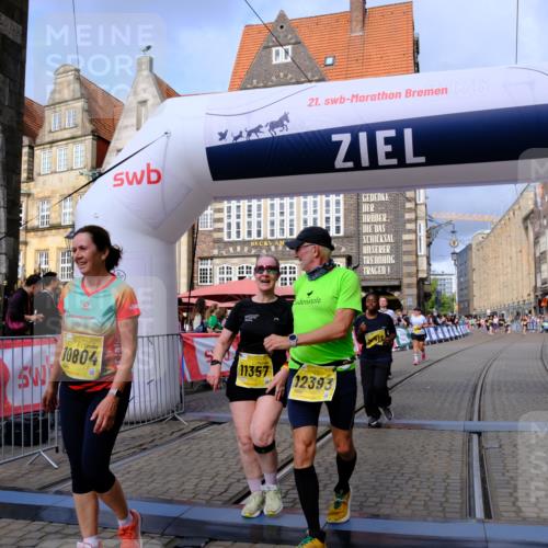 13.09.2026 - 21. swb-Marathon Bremen Tim E. http://msf.ph/oto/10343273 13.09.2026 11:13:24 Ziel 10804, 10893, 11048, 11357, 11606, 11627, 12050, 12060, 12393, 12418 meine-sportfotos.de