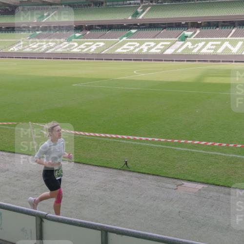 13.09.2026 - 21. swb-Marathon Bremen Michael Burmester http://msf.ph/oto/10343348 13.09.2026 13:27:47 Laufen im Stadion 111, 186, 357, 364, 390, 478, 597, 726, 829, 833, 888, 925, 1077, 1220, 1298, 1325, 1412, 1496, 1608, 1700, 1741, 1769, 1958, 1961, 1984, 2236, 2273, 2309, 2388, 2404, 2428, 2472, 2502, 2507, 2542, 2574, 2576, 2582, 2725, 2743, 2748, 2817, 2875, 2876, 2923, 2965, 3045, 3050, 3061, 3073, 3084, 3154, 3184, 3219, 3540, 3589, 3592, 3629, 3694, 3756, 3826, 3853, 3885, 3907, 3978, 4108, 4238, 4457, 4660 meine-sportfotos.de