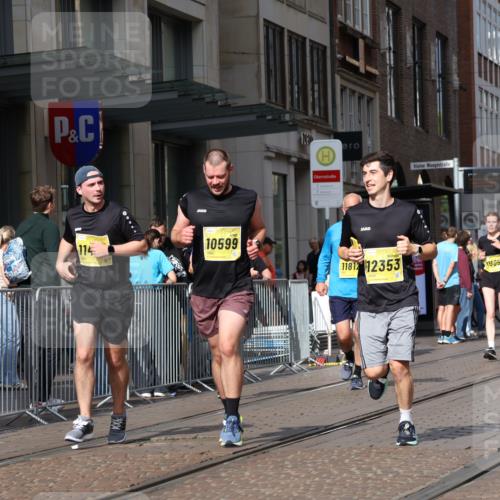 13.09.2026 - 21. swb-Marathon Bremen Strokosch-Dieckow http://msf.ph/oto/10343388 13.09.2026 11:08:40 Ziel 10217, 10321, 10455, 10469, 10570, 10599, 10630, 11011, 11053, 11074, 11091, 11138, 11304, 11421, 11434, 11531, 11578, 11718, 11812, 11905, 12192, 12256, 12337, 12353, 12438, 12517, 12554, 10229, 10399, 10609, 11065, 11124, 11358, 11421, 11509, 11560, 11561, 11678, 11710, 11718, 11834, 11888, 11968, 12073, 12162, 12164, 12315, 12410, 12516 meine-sportfotos.de